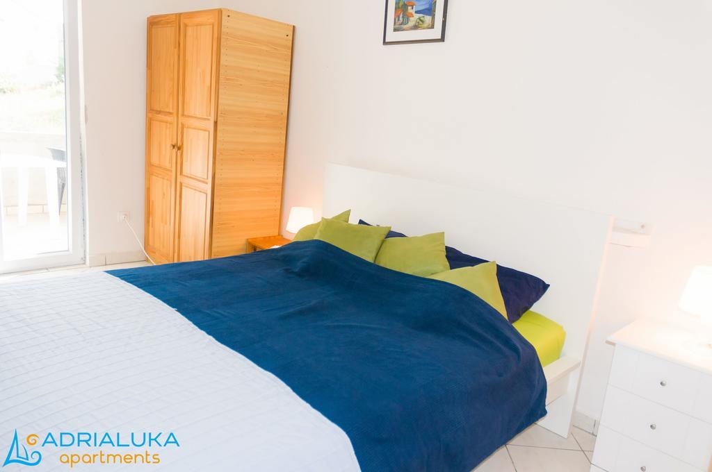 Apartment Adrialuka *