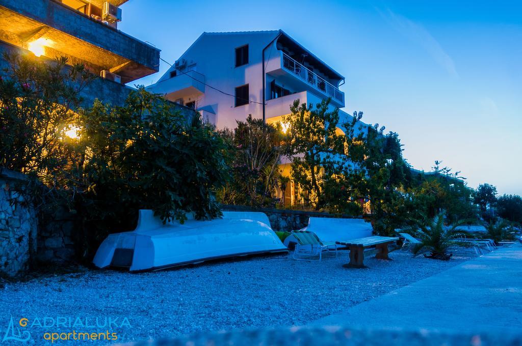 Apartment Adrialuka *