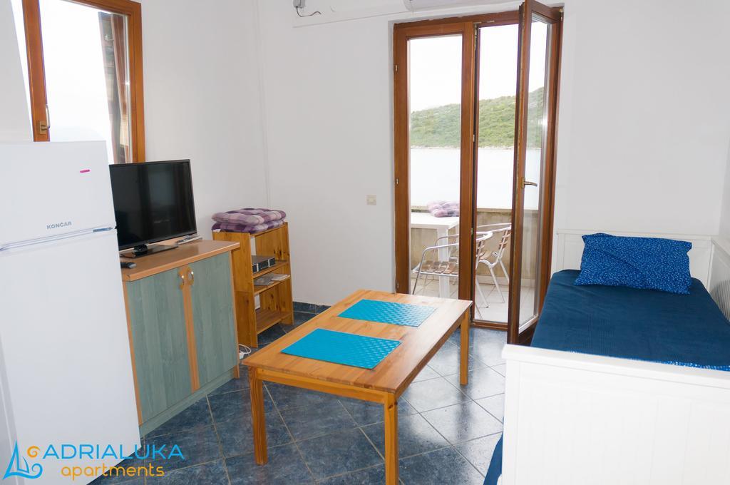 Apartment Adrialuka *